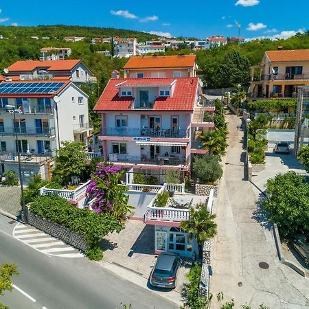 Apartmani Visnja Crikvenica Buitenkant foto