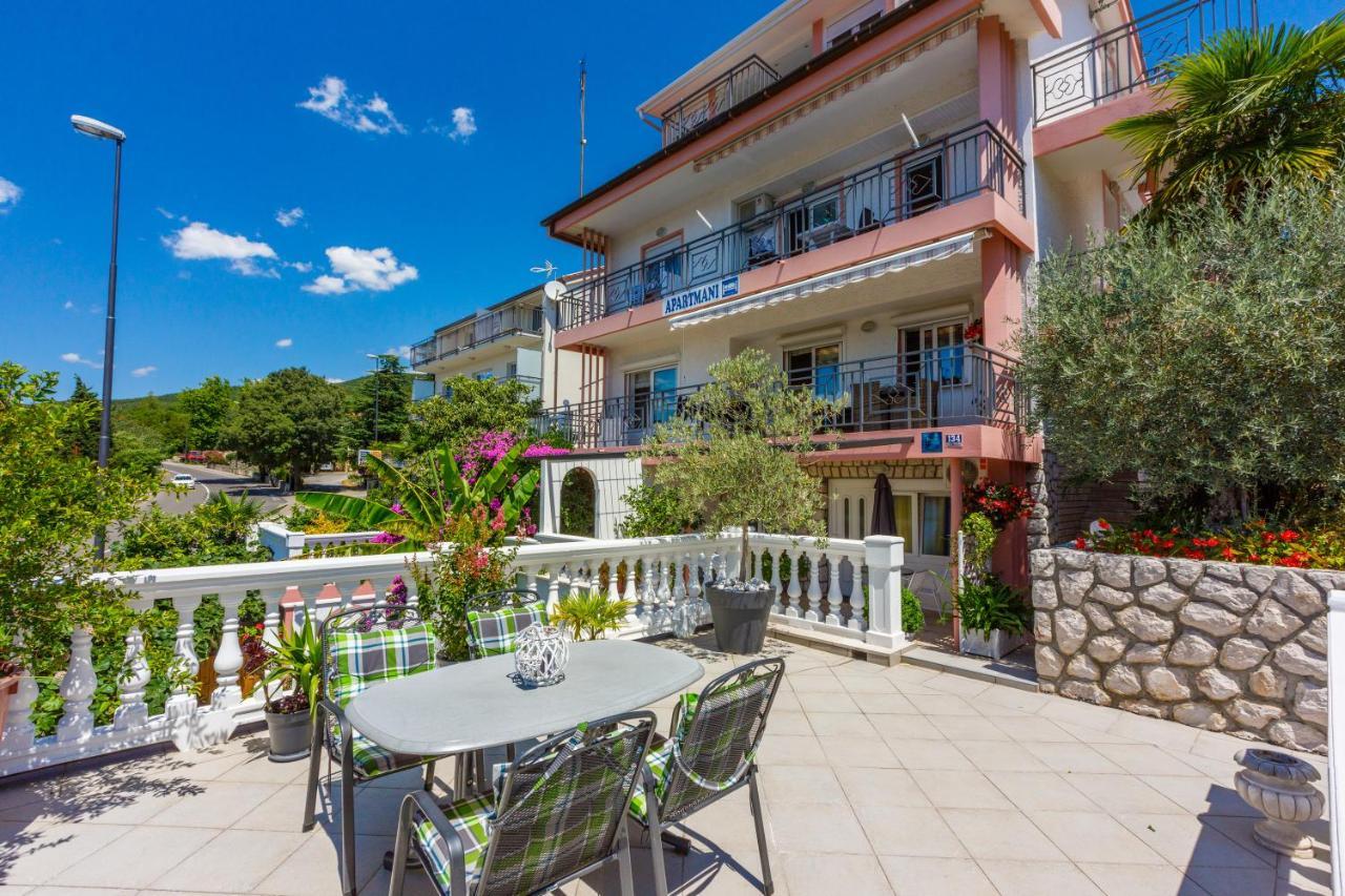 Apartmani Visnja Crikvenica Buitenkant foto