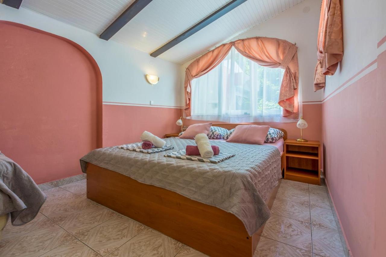 Apartmani Visnja Crikvenica Buitenkant foto