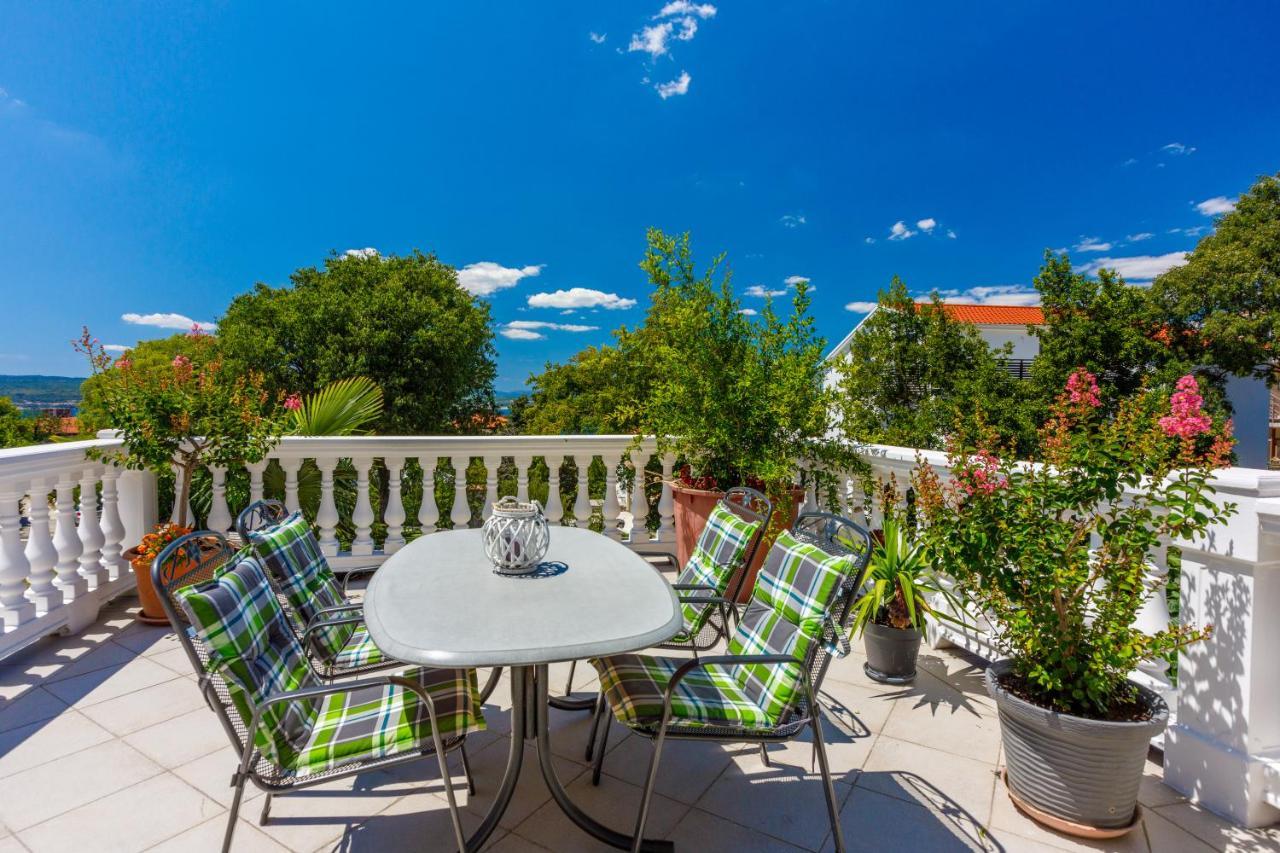 Apartmani Visnja Crikvenica Buitenkant foto