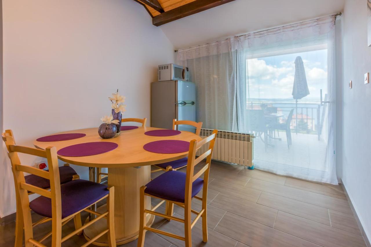Apartmani Visnja Crikvenica Buitenkant foto