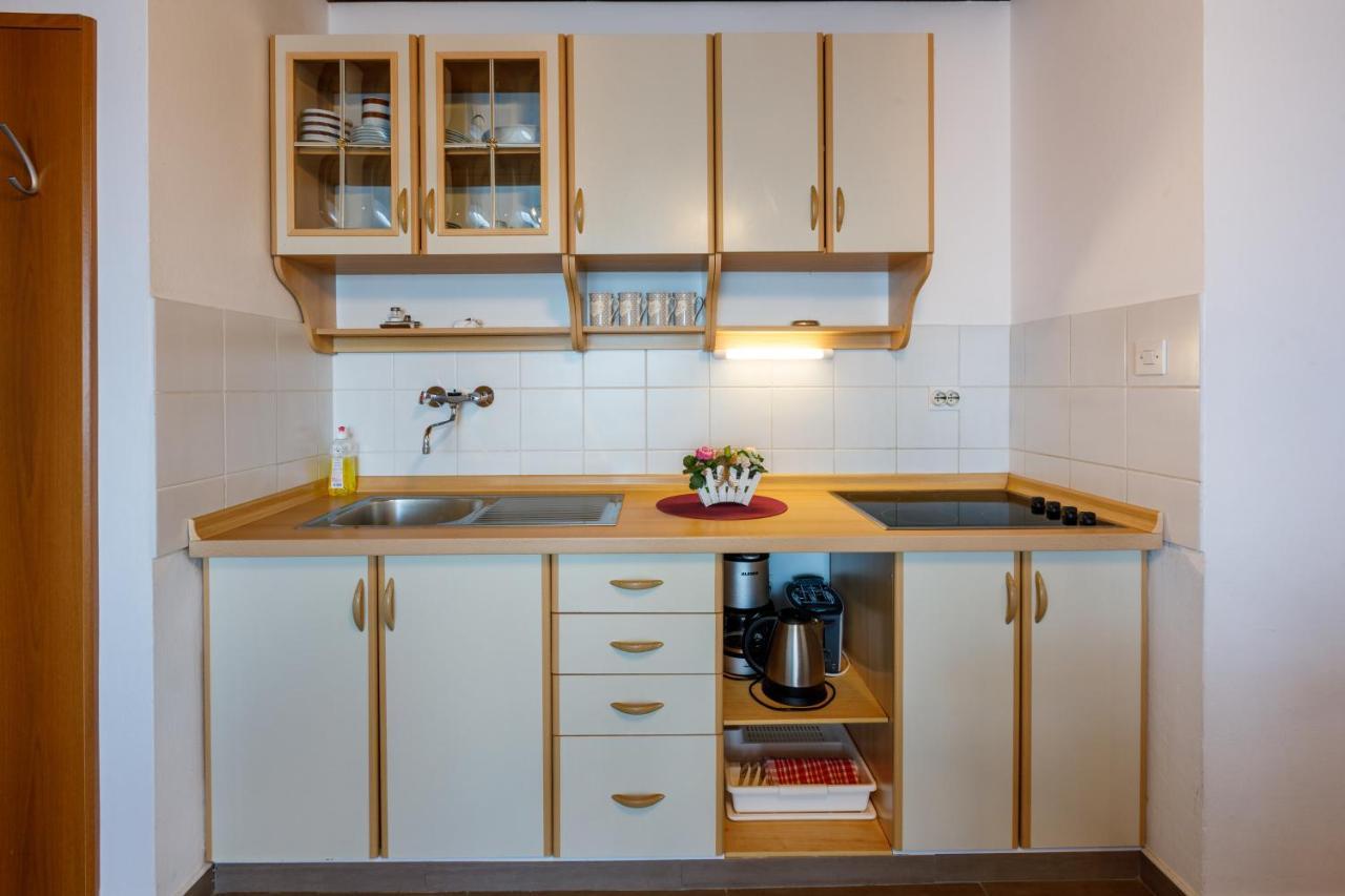 Apartmani Visnja Crikvenica Buitenkant foto
