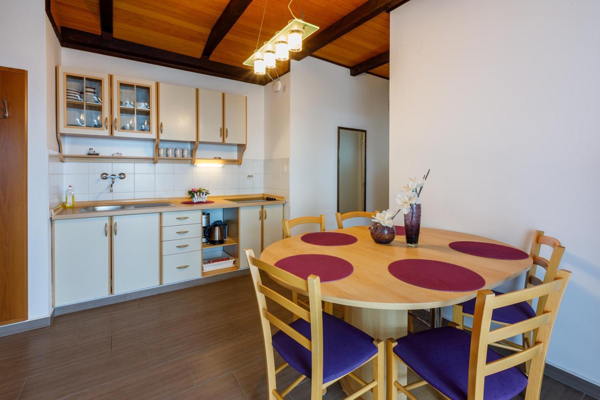 Apartmani Visnja Crikvenica Buitenkant foto